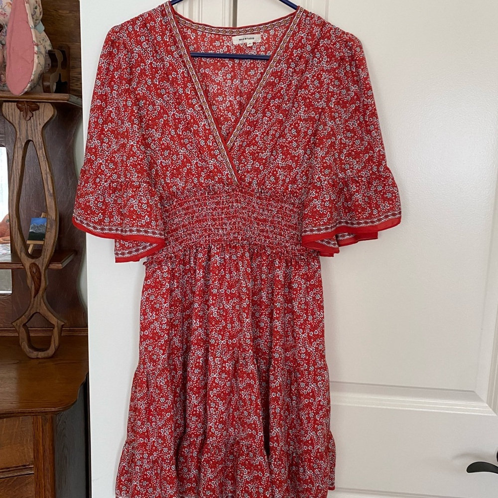 Max Studio Red Floral V-Neck Smocked Midi Dress